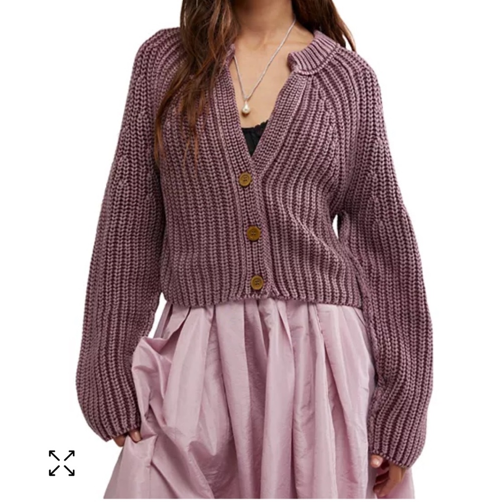 Free People Cropped Chunky Knit Cardigan in Dusty Mauve